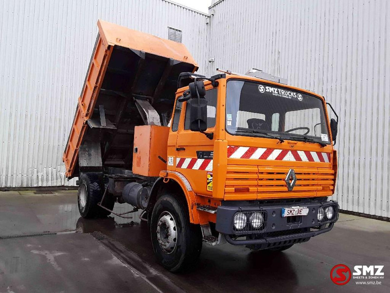 Renault G 230 - Φορτηγό ανατρεπόμενο: φωτογραφία 1 Renault G 230 - Φορτηγό ανατρεπόμενο: φωτογραφία 1