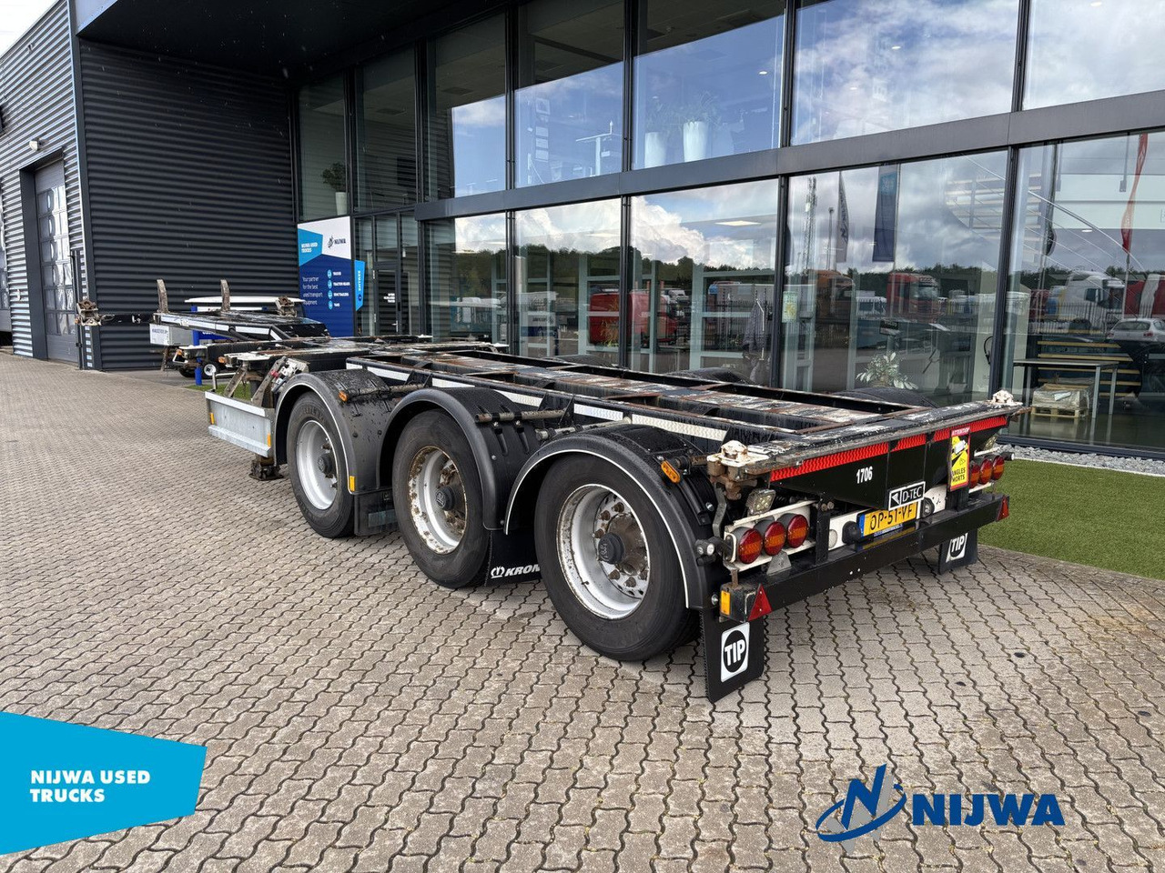 D-TEC FLEXITRAILER 20-30-40-45 ft containers + Genset - Επικαθήμενο μεταφοράς εμπορευματοκιβωτίων/ Κινητό αμάξωμα: φωτογραφία 4 D-TEC FLEXITRAILER 20-30-40-45 ft containers + Genset - Επικαθήμενο μεταφοράς εμπορευματοκιβωτίων/ Κινητό αμάξωμα: φωτογραφία 4