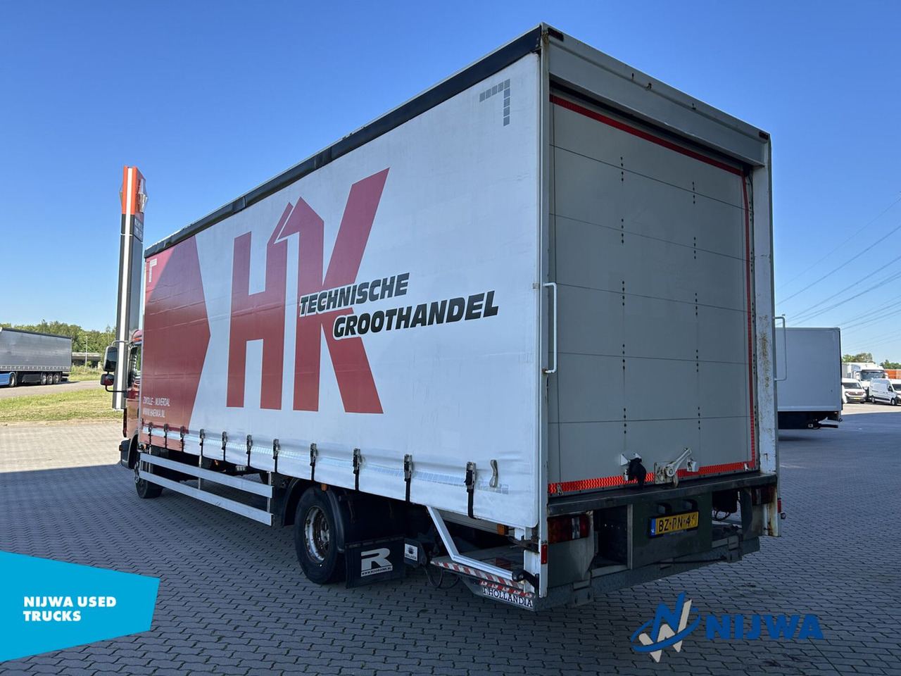 MAN TGL 12.180 4x2 Roldeur + Laadklep - Φορτηγό μουσαμάς: φωτογραφία 4 MAN TGL 12.180 4x2 Roldeur + Laadklep - Φορτηγό μουσαμάς: φωτογραφία 4