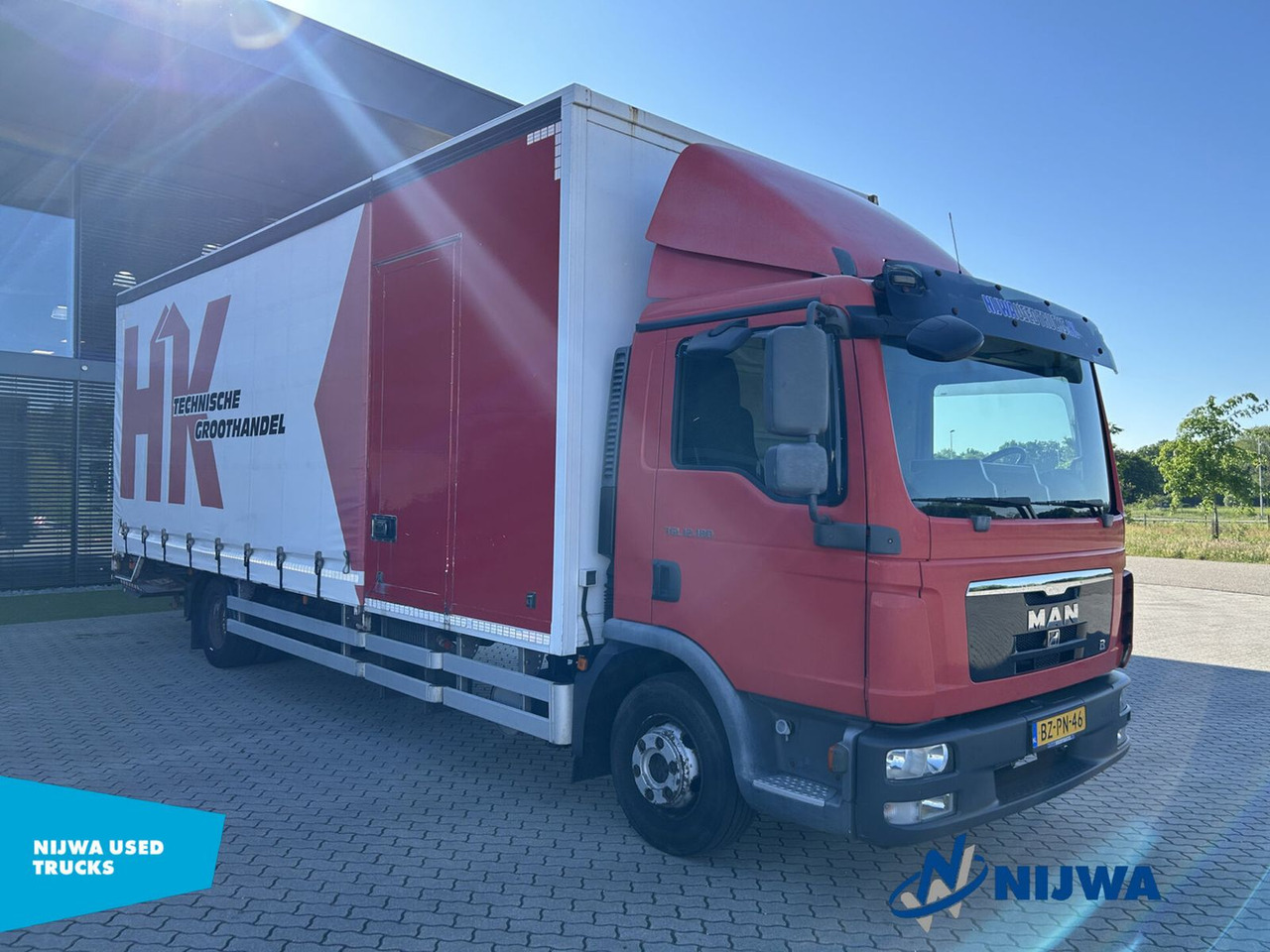 MAN TGL 12.180 4x2 Roldeur + Laadklep - Φορτηγό μουσαμάς: φωτογραφία 2 MAN TGL 12.180 4x2 Roldeur + Laadklep - Φορτηγό μουσαμάς: φωτογραφία 2