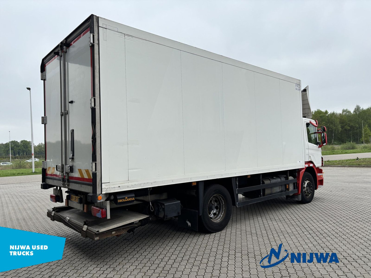 Scania P 230 4X2 Meat Truck + Laadklep - Φορτηγό ψυγείο: φωτογραφία 3 Scania P 230 4X2 Meat Truck + Laadklep - Φορτηγό ψυγείο: φωτογραφία 3