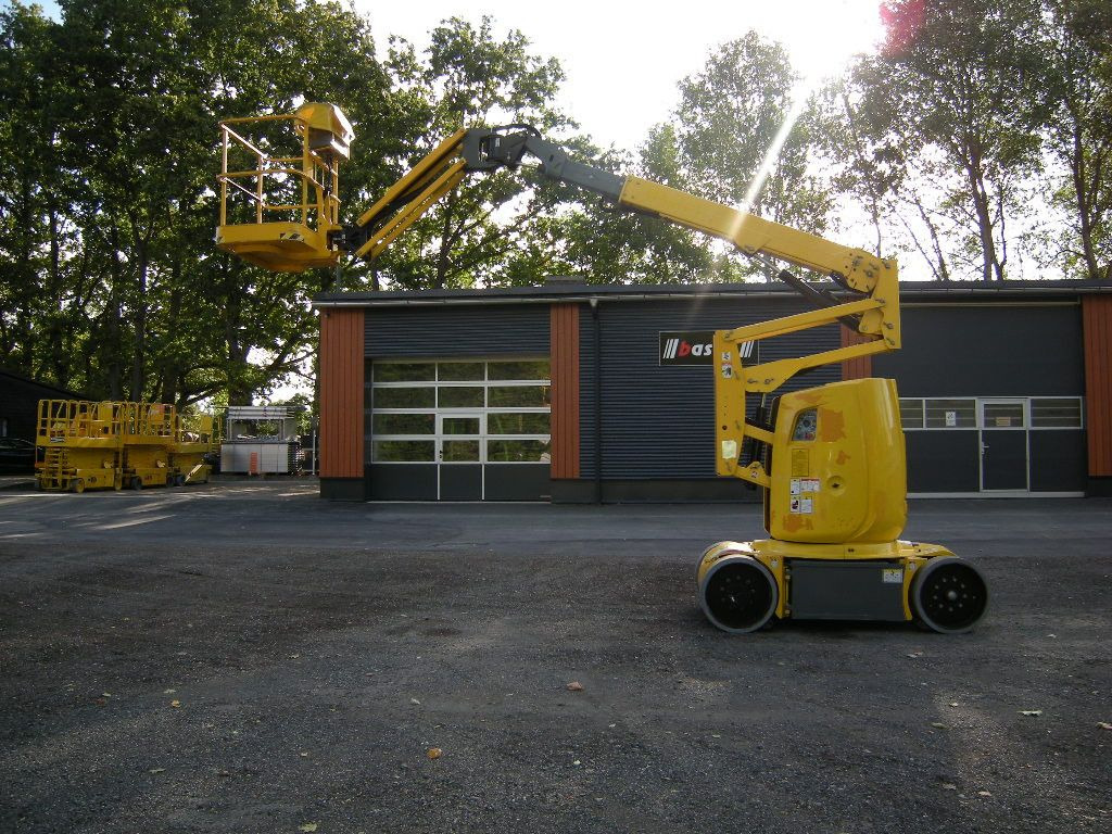 Haulotte HA12CJ+ , AH 12m, Korbarm drehbar - Φορτηγό με εναέρια πλατφόρμα: φωτογραφία 1 Haulotte HA12CJ+ , AH 12m, Korbarm drehbar - Φορτηγό με εναέρια πλατφόρμα: φωτογραφία 1