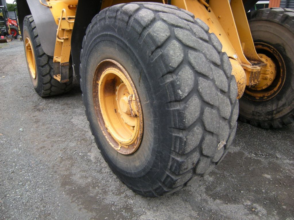 Volvo L 120 E - Ελαστιχοφόρος φορτωτής: φωτογραφία 5 Volvo L 120 E - Ελαστιχοφόρος φορτωτής: φωτογραφία 5