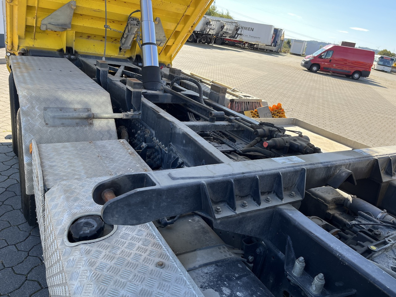 MAN TGS 28.480 6x4 4x4 Dreiseitenkipper Allrad Liftachse - Φορτηγό ανατρεπόμενο: φωτογραφία 3 MAN TGS 28.480 6x4 4x4 Dreiseitenkipper Allrad Liftachse - Φορτηγό ανατρεπόμενο: φωτογραφία 3