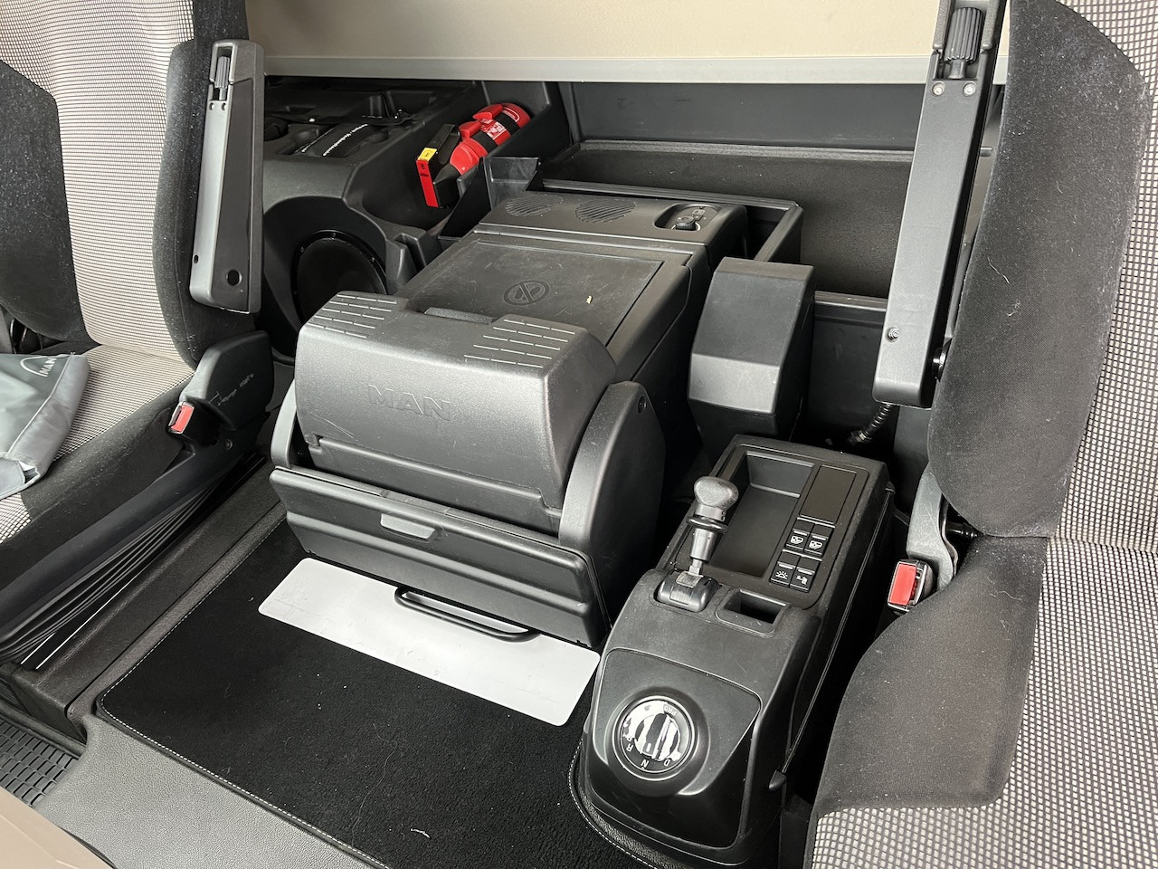 MAN TGX 26.500 6x2 Fahrgestell Lenk-Liftachse AHK - Φορτηγό σασί: φωτογραφία 3 MAN TGX 26.500 6x2 Fahrgestell Lenk-Liftachse AHK - Φορτηγό σασί: φωτογραφία 3