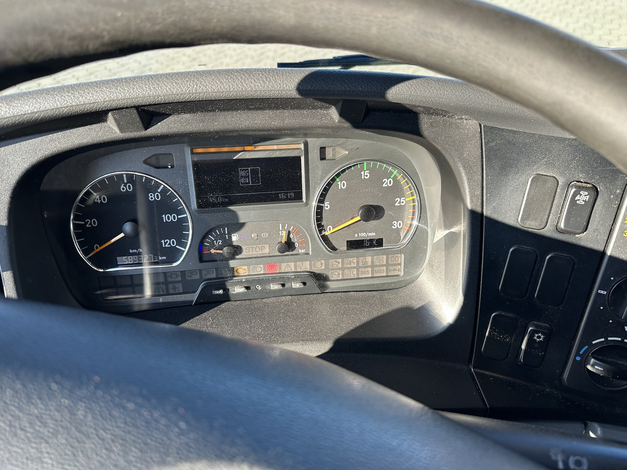 Mercedes-Benz Atego 1529 4x2 Atlas 57.3-A2 Kadaverkipper - Φορτηγό με γερανό, Φορτηγό ανατρεπόμενο: φωτογραφία 5 Mercedes-Benz Atego 1529 4x2 Atlas 57.3-A2 Kadaverkipper - Φορτηγό με γερανό, Φορτηγό ανατρεπόμενο: φωτογραφία 5