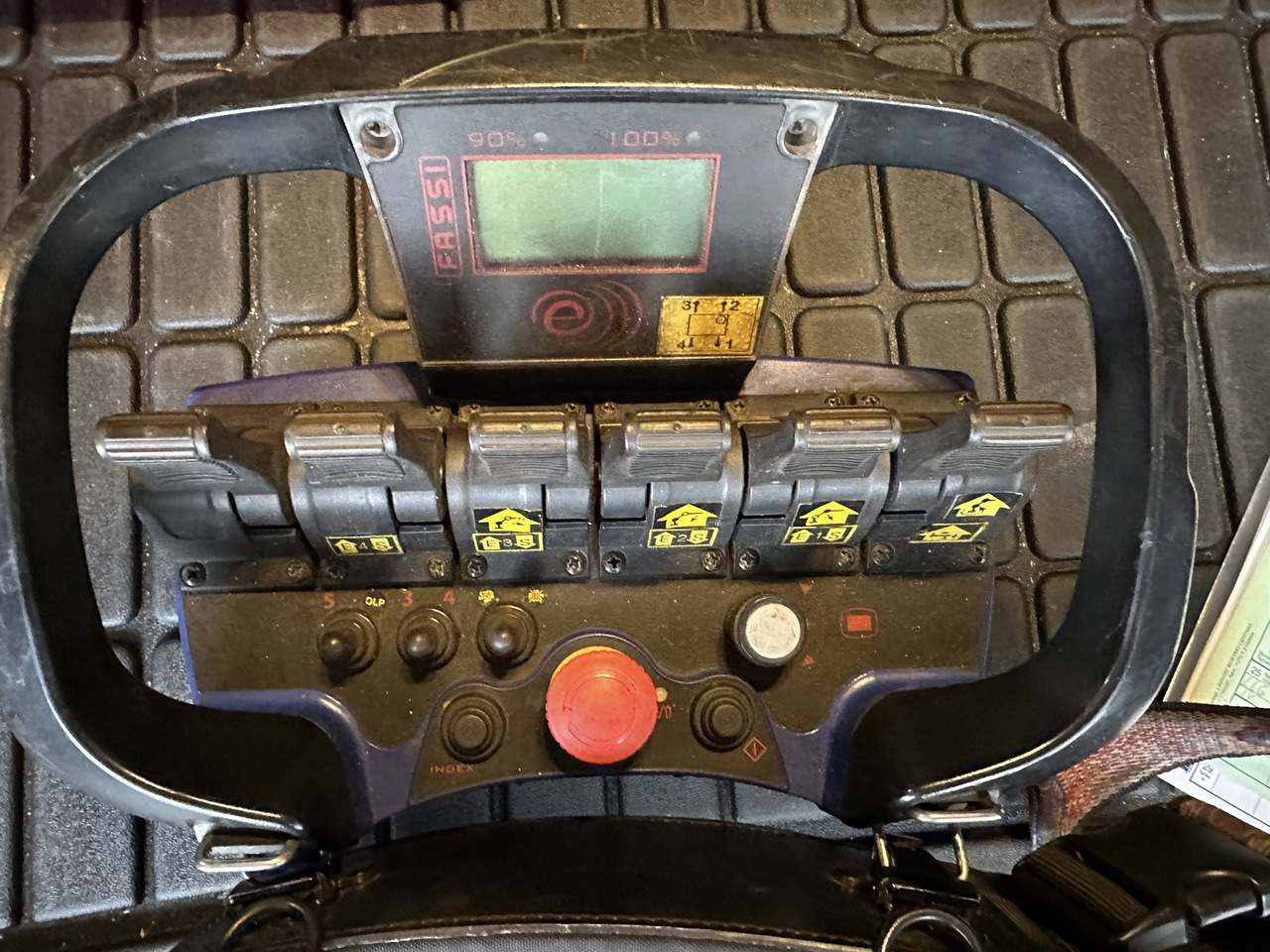 Palfinger FASSI F 235 A.2.23 Kran + Funk - Γερανός παπαγάλος: φωτογραφία 4 Palfinger FASSI F 235 A.2.23 Kran + Funk - Γερανός παπαγάλος: φωτογραφία 4