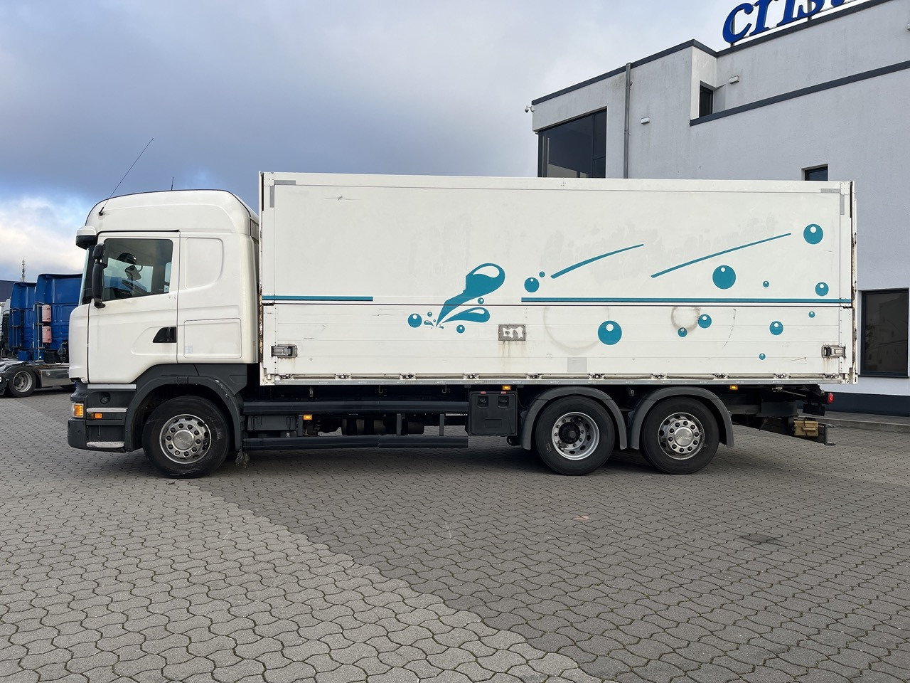 Scania R 450 6x2 Geränke Lenkachse Retarder - Φορτηγό κόφα: φωτογραφία 4 Scania R 450 6x2 Geränke Lenkachse Retarder - Φορτηγό κόφα: φωτογραφία 4