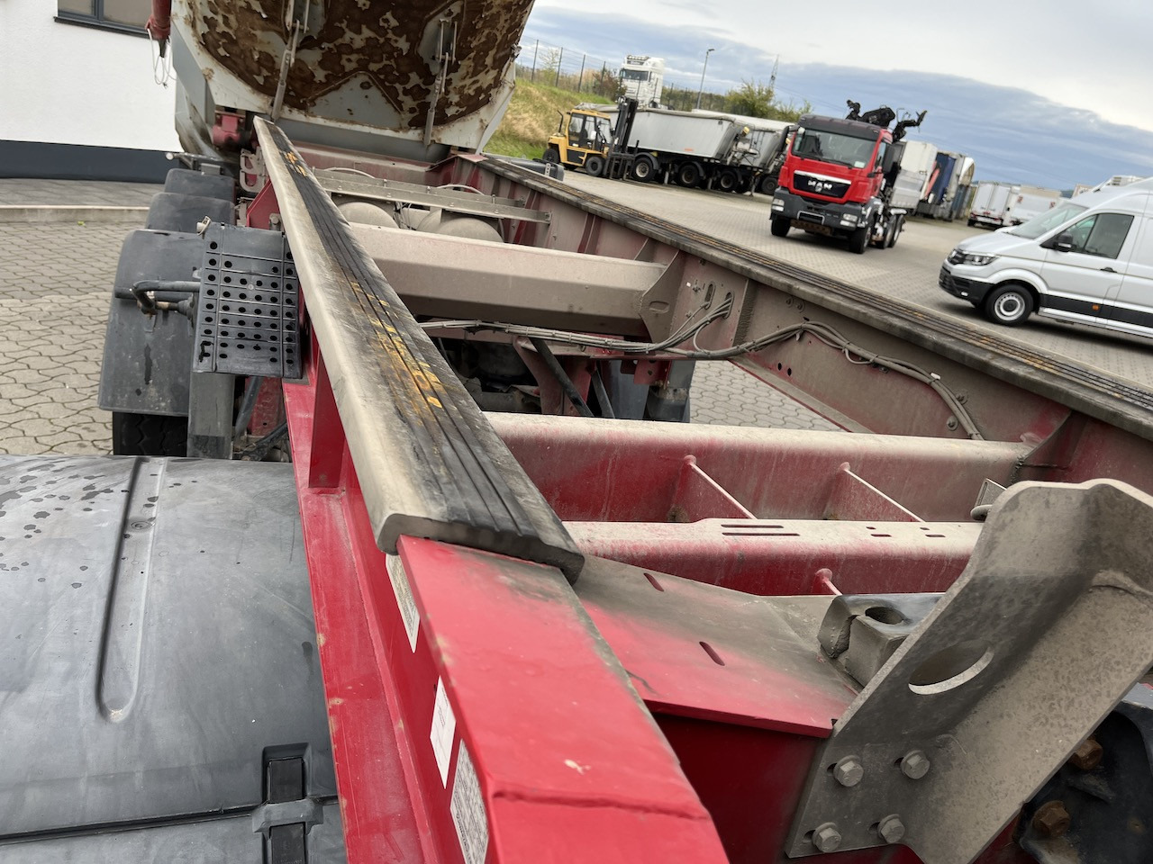 Schwarzmüller SK  Kippauflieger Stahlmulde   Liftachse - Επικαθήμενο ανατρεπόμενο: φωτογραφία 3 Schwarzmüller SK  Kippauflieger Stahlmulde   Liftachse - Επικαθήμενο ανατρεπόμενο: φωτογραφία 3