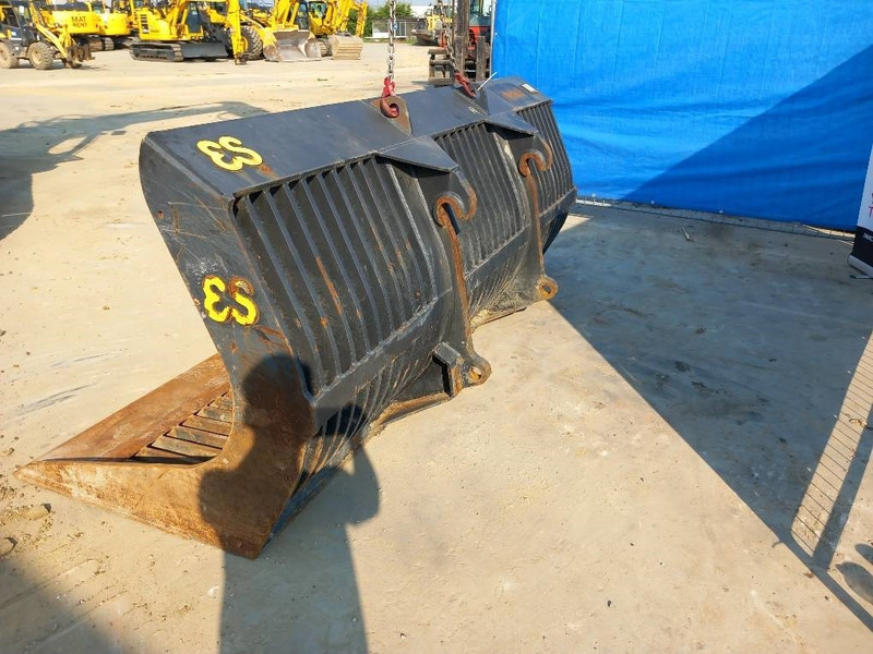 Eurosteel Puinriek WA320 - Κουβάς για Κατασκευή μηχανήματα: φωτογραφία 2 Eurosteel Puinriek WA320 - Κουβάς για Κατασκευή μηχανήματα: φωτογραφία 2