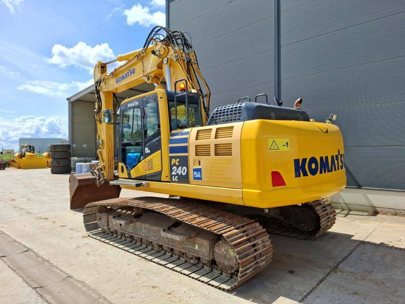 Komatsu PC240LC-10 - Ερπυστριοφόρος εκσκαφέας: φωτογραφία 2 Komatsu PC240LC-10 - Ερπυστριοφόρος εκσκαφέας: φωτογραφία 2