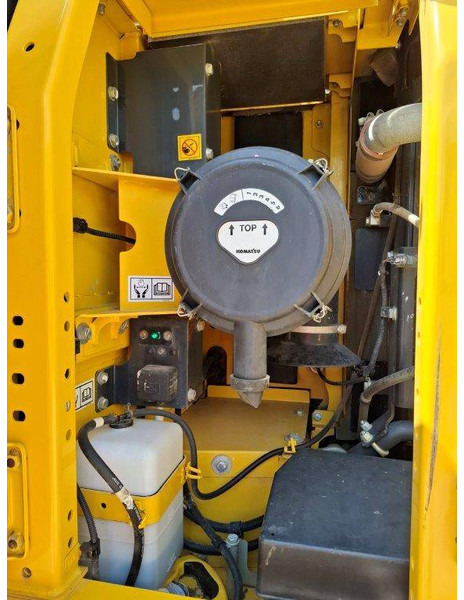 Ερπυστριοφόρος εκσκαφέας Komatsu PC240LC-10: φωτογραφία 14