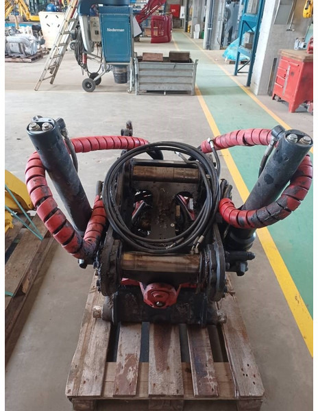 ROTOTILT R4 - Σύστημα tiltrotator: φωτογραφία 4 ROTOTILT R4 - Σύστημα tiltrotator: φωτογραφία 4
