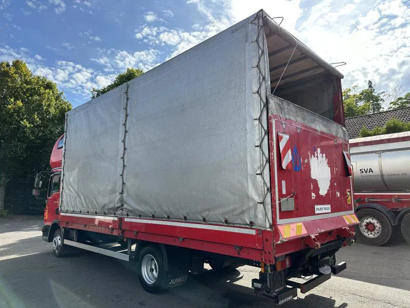 MAN TGL 8.180 FBL Plane langes Haus Topsleeper Klima - Επαγγελματικό αυτοκίνητο με μουσαμά: φωτογραφία 3 MAN TGL 8.180 FBL Plane langes Haus Topsleeper Klima - Επαγγελματικό αυτοκίνητο με μουσαμά: φωτογραφία 3