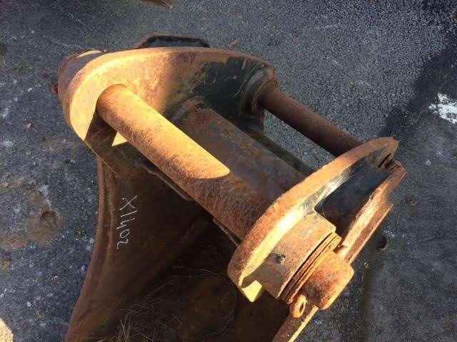 CATERPILLAR 415mm - Type Tractopelle - Κουβάς για εκσκαφέα: φωτογραφία 4 CATERPILLAR 415mm - Type Tractopelle - Κουβάς για εκσκαφέα: φωτογραφία 4