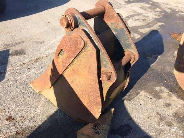 CATERPILLAR 430mm - Type Tractopelle - Άλλα μηχανήματα: φωτογραφία 4 CATERPILLAR 430mm - Type Tractopelle - Άλλα μηχανήματα: φωτογραφία 4