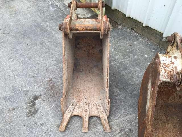 CATERPILLAR 450mm - Tractopelle - Κουβάς για εκσκαφέα: φωτογραφία 2 CATERPILLAR 450mm - Tractopelle - Κουβάς για εκσκαφέα: φωτογραφία 2