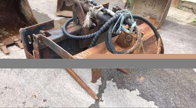 À Griffe Largeur 900mm chargeur - Μηχανήματα ενσίρωσης: φωτογραφία 1 À Griffe Largeur 900mm chargeur - Μηχανήματα ενσίρωσης: φωτογραφία 1