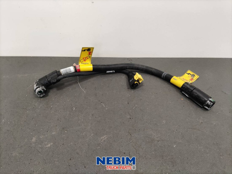 Volvo Volvo - 22330354 - Adblue slang - Ανταλλακτικό για Φορτηγό: φωτογραφία 1 Volvo Volvo - 22330354 - Adblue slang - Ανταλλακτικό για Φορτηγό: φωτογραφία 1