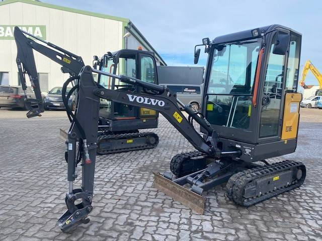 Volvo EC 18 E MIETE / RENTAL (12001764) - Μίνι εκσκαφέας: φωτογραφία 1 Volvo EC 18 E MIETE / RENTAL (12001764) - Μίνι εκσκαφέας: φωτογραφία 1