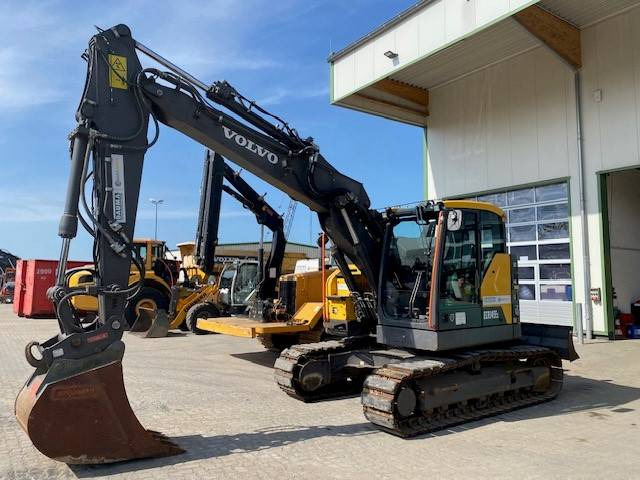 Volvo ECR 145 E L MIETE / RENTAL (12001048) - Ερπυστριοφόρος εκσκαφέας: φωτογραφία 1 Volvo ECR 145 E L MIETE / RENTAL (12001048) - Ερπυστριοφόρος εκσκαφέας: φωτογραφία 1