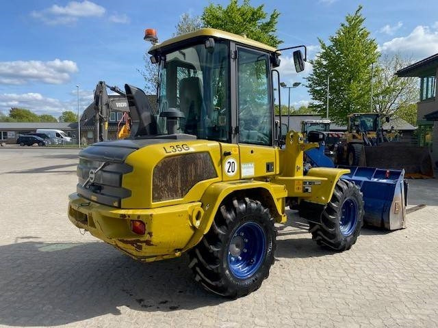 Volvo L 35 G MIETE / RENTAL (12002209) - Ελαστιχοφόρος φορτωτής: φωτογραφία 4 Volvo L 35 G MIETE / RENTAL (12002209) - Ελαστιχοφόρος φορτωτής: φωτογραφία 4