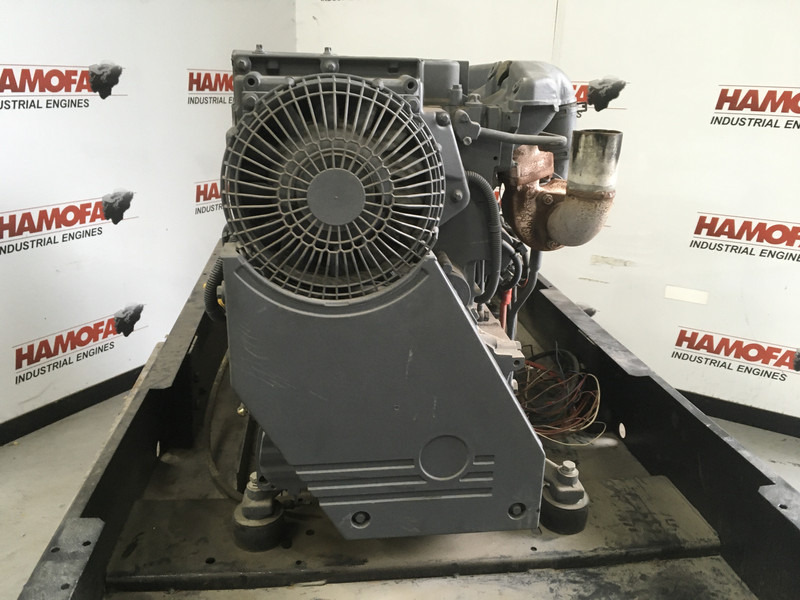 Deutz BF4L2011 GENERATOR 40KVA NEW - Βιομηχανική γεννήτρια: φωτογραφία 4 Deutz BF4L2011 GENERATOR 40KVA NEW - Βιομηχανική γεννήτρια: φωτογραφία 4