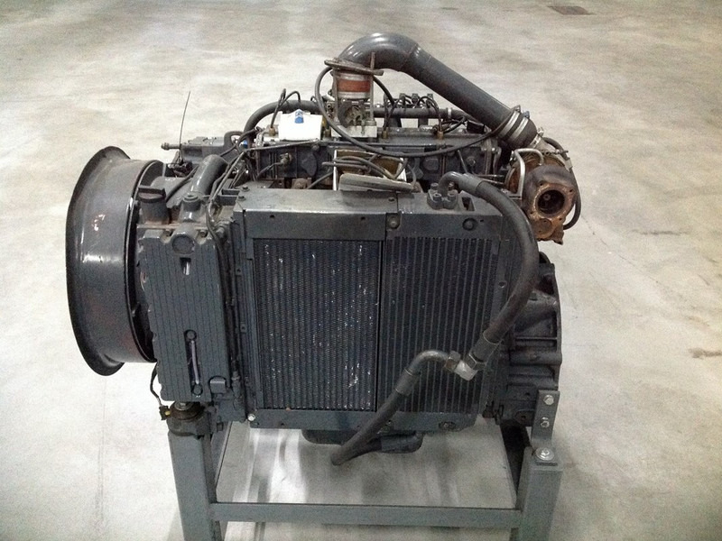 Deutz BF4M1013 GAS USED - Κατασκευή μηχανήματα: φωτογραφία 2 Deutz BF4M1013 GAS USED - Κατασκευή μηχανήματα: φωτογραφία 2