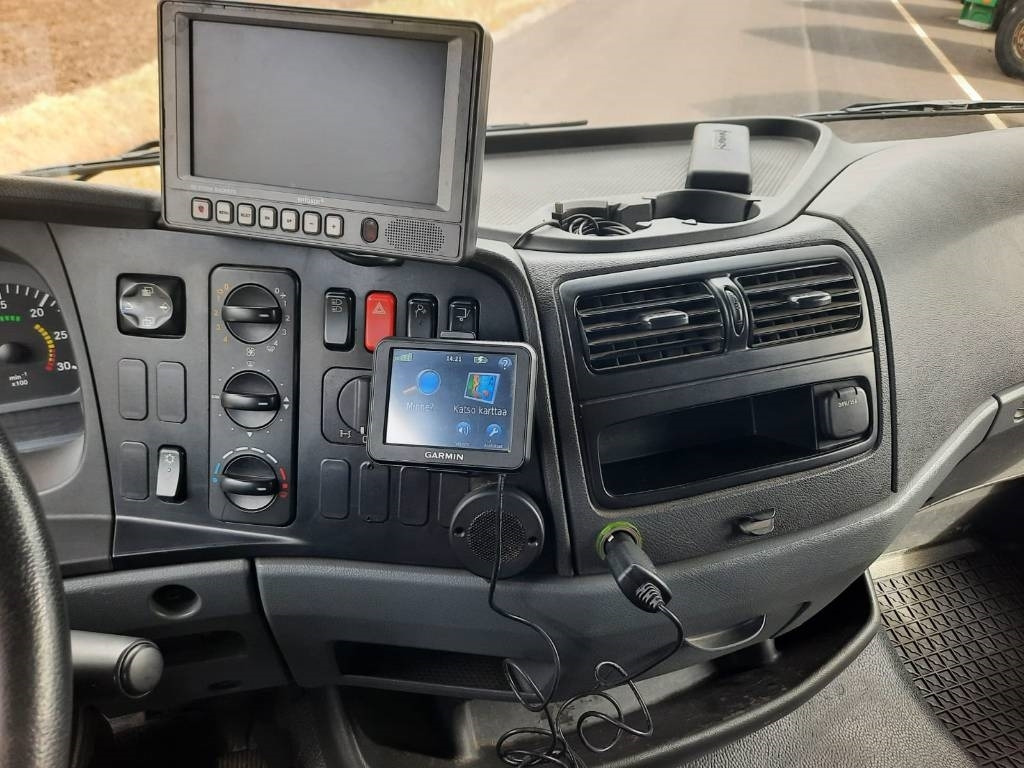 Φορτηγό κόφα Mercedes-Benz Atego 1022: φωτογραφία 8
