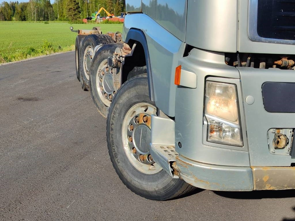 Volvo FH 12 - Φορτηγό σασί: φωτογραφία 4 Volvo FH 12 - Φορτηγό σασί: φωτογραφία 4