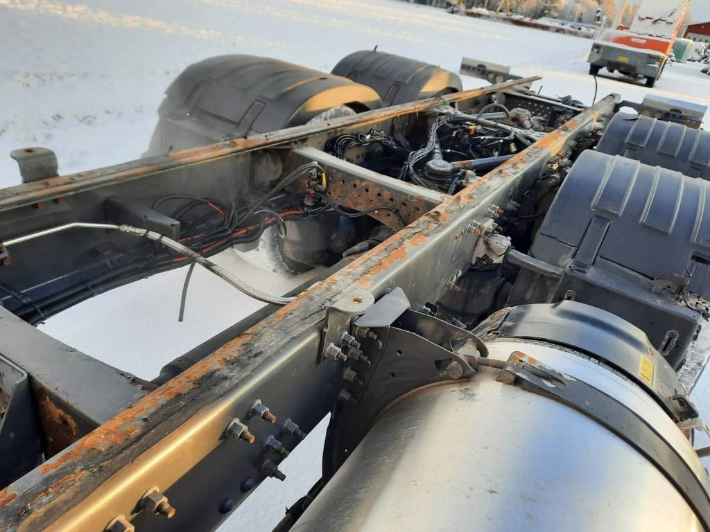 Φορτηγό σασί Volvo FH 13: φωτογραφία 6