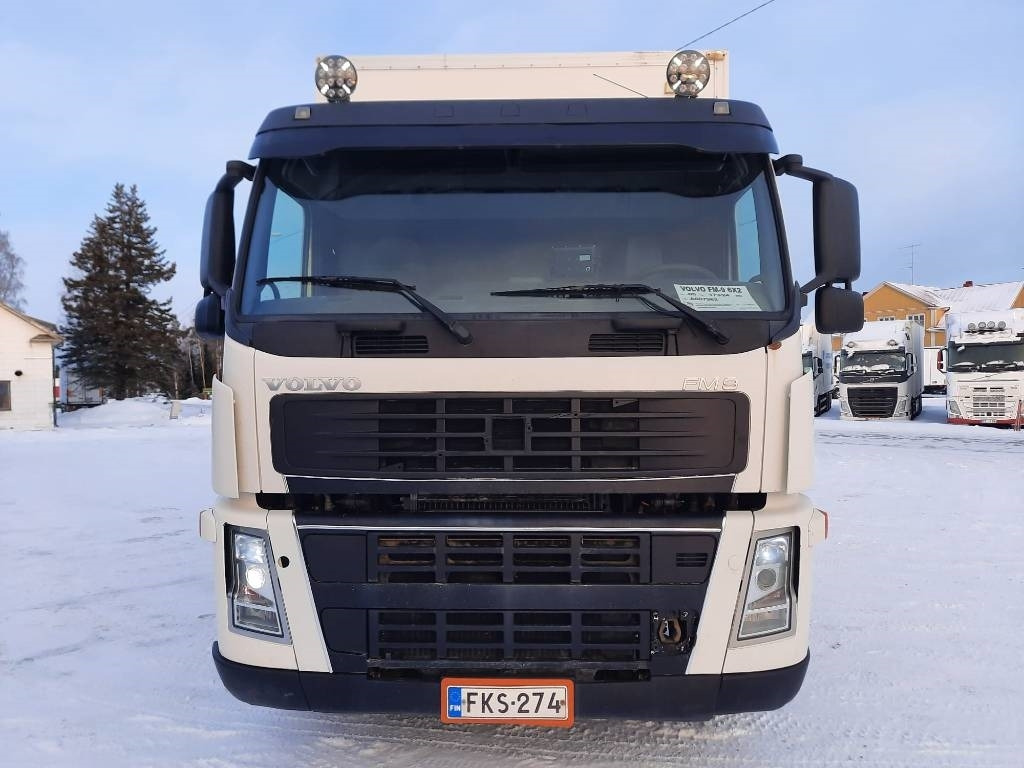 Volvo FM 9 300 - Φορτηγό κόφα: φωτογραφία 5 Volvo FM 9 300 - Φορτηγό κόφα: φωτογραφία 5