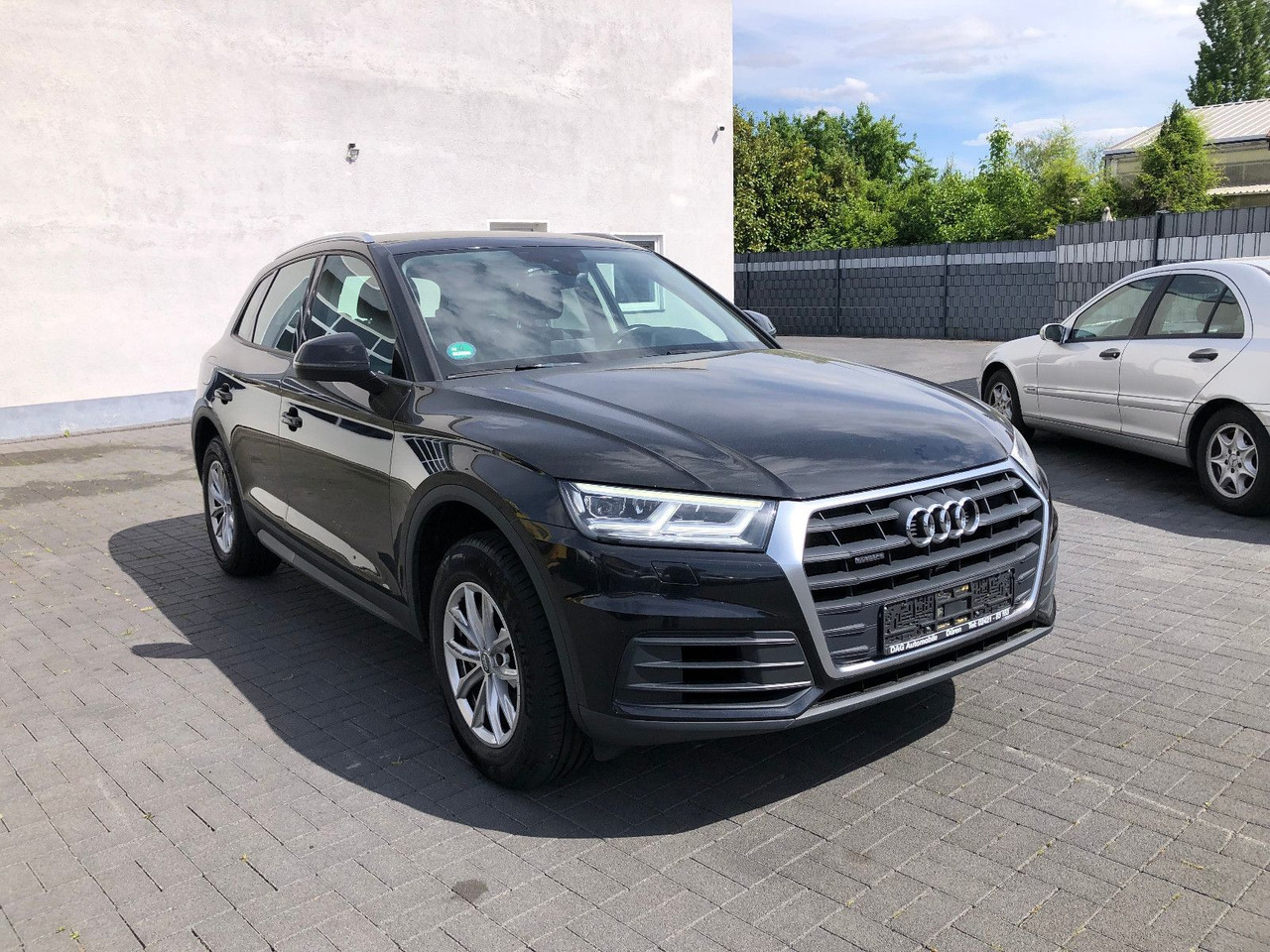 Audi Q5 quattro 2.0 TDI, Automatik - SUV: φωτογραφία 1 Audi Q5 quattro 2.0 TDI, Automatik - SUV: φωτογραφία 1