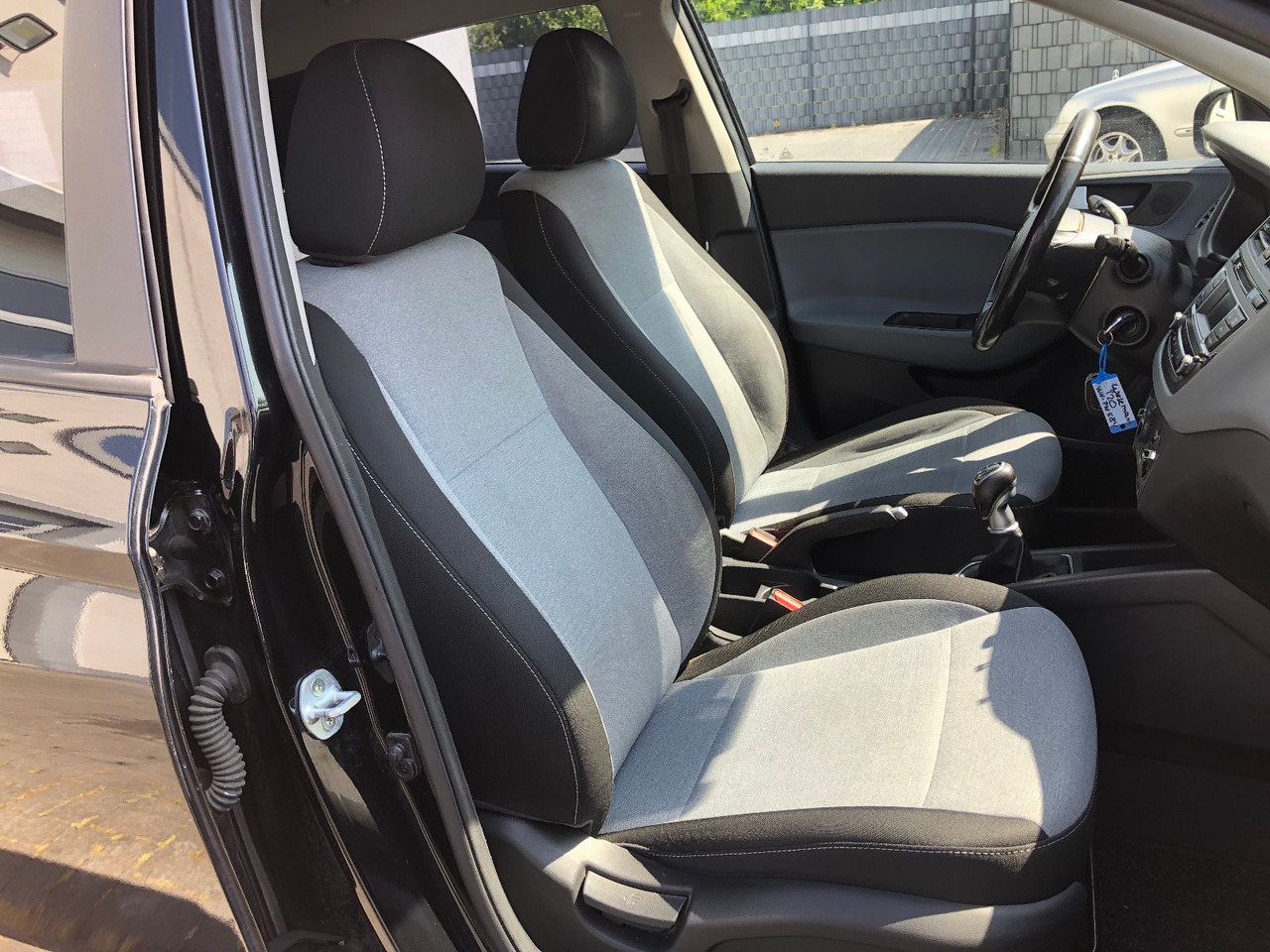 Λιμουζίνα/ Sedan Hyundai i20 1.4 CRDi Trend, Euro 6: φωτογραφία 17