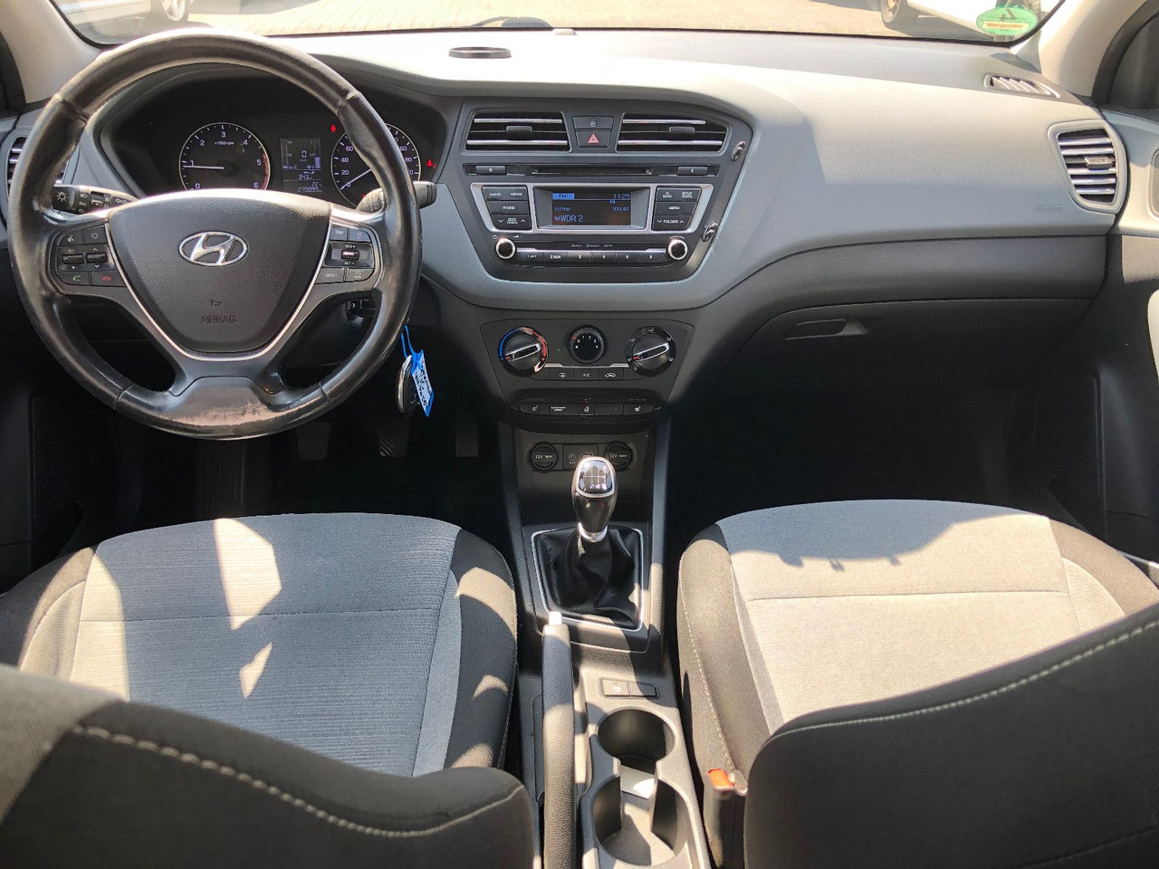 Λιμουζίνα/ Sedan Hyundai i20 1.4 CRDi Trend, Euro 6: φωτογραφία 19