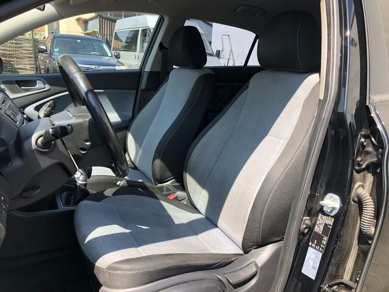 Λιμουζίνα/ Sedan Hyundai i20 1.4 CRDi Trend, Euro 6: φωτογραφία 10