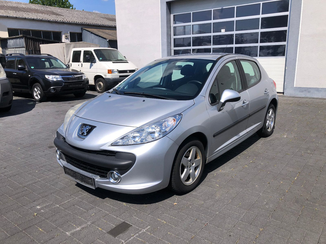 Peugeot 207 Urban Move 1.4i - Λιμουζίνα/ Sedan: φωτογραφία 3 Peugeot 207 Urban Move 1.4i - Λιμουζίνα/ Sedan: φωτογραφία 3
