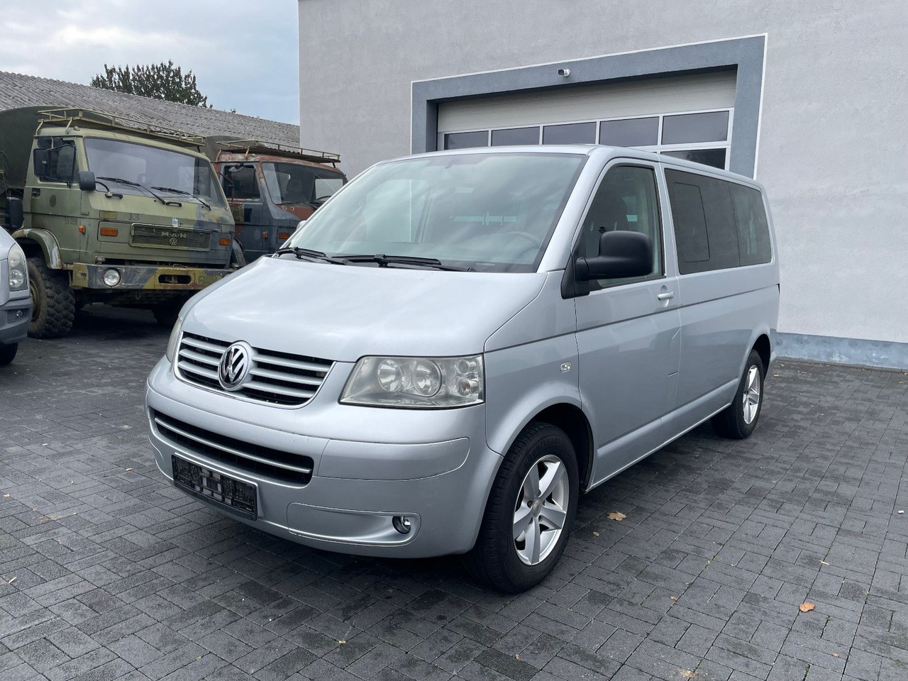 Volkswagen T5 2.5 TDi Caravelle 4Motion 8-Sitzer - Επιβατικό βαν: φωτογραφία 3 Volkswagen T5 2.5 TDi Caravelle 4Motion 8-Sitzer - Επιβατικό βαν: φωτογραφία 3