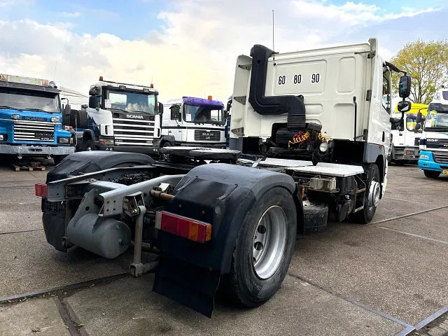 DAF CF 85.410 4x2 SLEEPERCAB (ZF16 MANUAL GEARBOX / EURO 5 / AIRCONDITIONING) - Τράκτορας: φωτογραφία 3 DAF CF 85.410 4x2 SLEEPERCAB (ZF16 MANUAL GEARBOX / EURO 5 / AIRCONDITIONING) - Τράκτορας: φωτογραφία 3