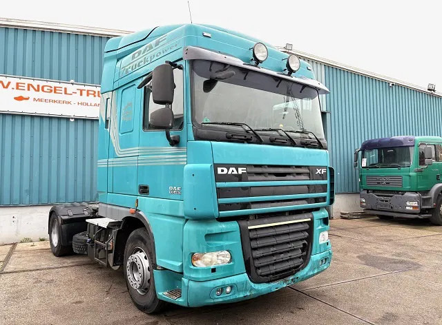 DAF XF 105.460 ATE SPACECAB (EURO 5 / ZF MANUAL GEARBOX / P.T.O. / AIRCONDITIONING / FRIDGE UNDER BED / ETC.) - Τράκτορας: φωτογραφία 2 DAF XF 105.460 ATE SPACECAB (EURO 5 / ZF MANUAL GEARBOX / P.T.O. / AIRCONDITIONING / FRIDGE UNDER BED / ETC.) - Τράκτορας: φωτογραφία 2