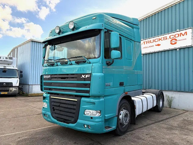 DAF XF 105.460 SPACECAB (EURO 5 / ZF16 MANUAL GEARBOX / P.T.O. / AIRCONDITIONING / FRIDGE UNDER BED / ETC.) - Τράκτορας: φωτογραφία 1 DAF XF 105.460 SPACECAB (EURO 5 / ZF16 MANUAL GEARBOX / P.T.O. / AIRCONDITIONING / FRIDGE UNDER BED / ETC.) - Τράκτορας: φωτογραφία 1