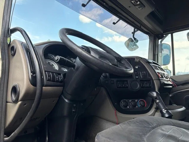 Τράκτορας DAF XF 105.460 SPACECAB (ZF-MANUAL GEARBOX / 2x DIESELTANK / MX-ENGINE BRAKE / AIRCONDITIONING / FRIDGE / ETC.: φωτογραφία 7