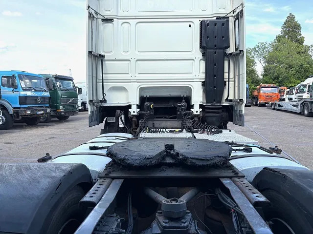 Τράκτορας DAF XF 105.460 SPACECAB (ZF-MANUAL GEARBOX / 2x DIESELTANK / MX-ENGINE BRAKE / AIRCONDITIONING / FRIDGE / ETC.: φωτογραφία 10