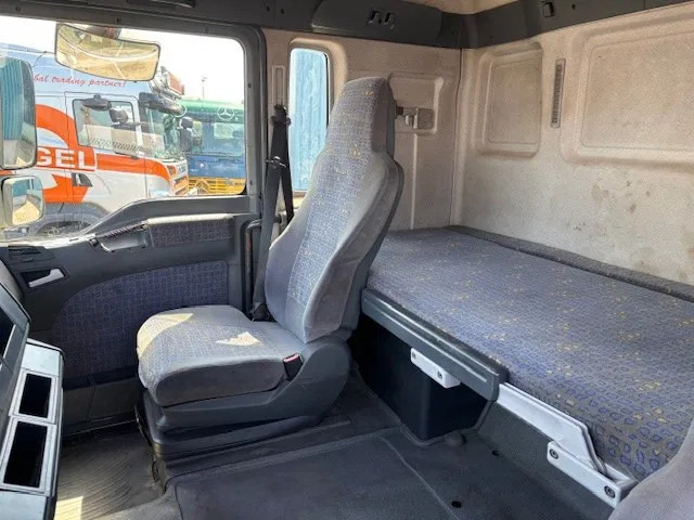 Μίσθωση MAN TGA 18.410 BLS XL (6-CILINDERHEADS) (ZF16 MANUAL GEARBOX / ZF-INTARDER / P.T.O.) MAN TGA 18.410 BLS XL (6-CILINDERHEADS) (ZF16 MANUAL GEARBOX / ZF-INTARDER / P.T.O.): φωτογραφία 9