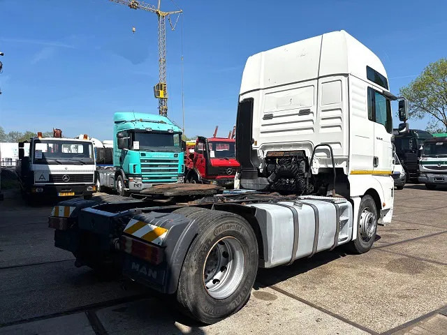 MAN TGA 18.410 FLS XXL (6-CILINDER HEADS / ZF16 MANUAL GEARBOX / ZF-INTARDER / HYDRAULIC KIT / P.T.O. / AIRCONDITIONING) - Τράκτορας: φωτογραφία 3 MAN TGA 18.410 FLS XXL (6-CILINDER HEADS / ZF16 MANUAL GEARBOX / ZF-INTARDER / HYDRAULIC KIT / P.T.O. / AIRCONDITIONING) - Τράκτορας: φωτογραφία 3