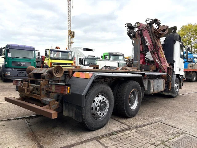 Mercedes-Benz Actros 2540 L 6x2 MP1 WITH V-CRANE & HOOK-ARM SYSTEM (EPS WITH CLUTCH (3 PEDALS) / REDUCTION AXLE / STEEL-/AIR SUSPENSION / P.T. - Φορτηγό φόρτωσης γάντζου, Φορτηγό με γερανό: φωτογραφία 3 Mercedes-Benz Actros 2540 L 6x2 MP1 WITH V-CRANE & HOOK-ARM SYSTEM (EPS WITH CLUTCH (3 PEDALS) / REDUCTION AXLE / STEEL-/AIR SUSPENSION / P.T. - Φορτηγό φόρτωσης γάντζου, Φορτηγό με γερανό: φωτογραφία 3