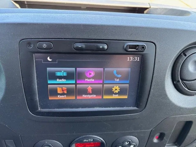 Μικρό βαν Opel Movano T3300 2.4CDTI L1H1 (EURO 6 / 6 GEARS MANUAL GEARBOX / AIRCONDITIONING / APPLE CARPLAY / REAR VIEW CAMERA / ETC): φωτογραφία 13