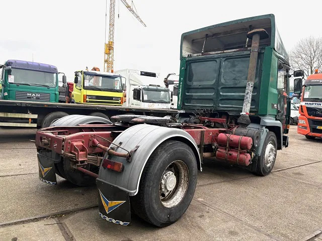 Renault R385 Major (2 CULASSE / LAMES / GRAND PONT / 2 CILINDER HEADS / STEEL SUSPENSION / REDUCTION AXLE) - Τράκτορας: φωτογραφία 3 Renault R385 Major (2 CULASSE / LAMES / GRAND PONT / 2 CILINDER HEADS / STEEL SUSPENSION / REDUCTION AXLE) - Τράκτορας: φωτογραφία 3