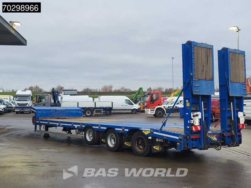 Broshuis 3ASD-18-30/0 Lift + Steering Axle Hydraulic Ramps - Επικαθήμενο με χαμηλό δάπεδο: φωτογραφία 3 Broshuis 3ASD-18-30/0 Lift + Steering Axle Hydraulic Ramps - Επικαθήμενο με χαμηλό δάπεδο: φωτογραφία 3