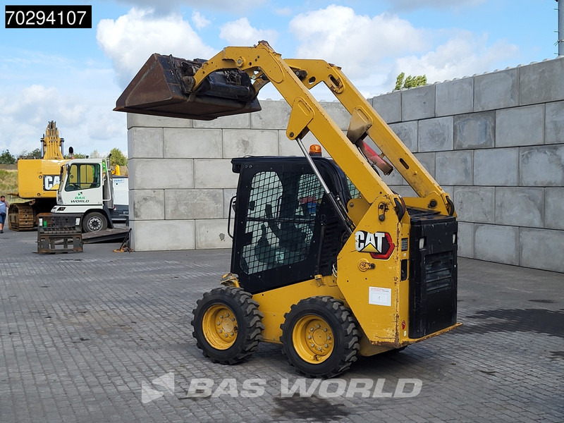 Caterpillar 226 D3 BUCKET + FORKS - Φορτωτής πλάγιας ολίσθησης: φωτογραφία 5 Caterpillar 226 D3 BUCKET + FORKS - Φορτωτής πλάγιας ολίσθησης: φωτογραφία 5